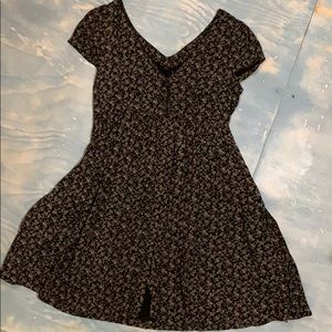 Black and white floral cap sleeve dress